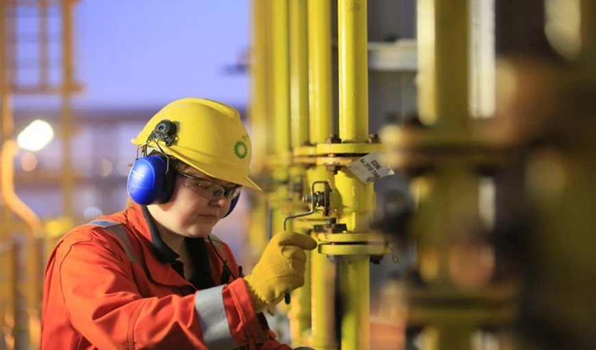 BE vs B.Tech: इंजीनियरिंग में एडमिशन से पहले दूर करें कन्फ्यूजन, जानें Career के लिए क्या है बेहतर