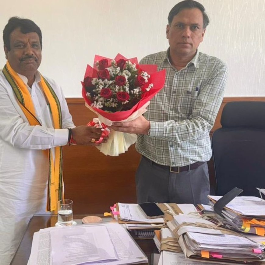 यूएलबी के अतिरिक्त मुख्य सचिव से मिले सिरसा चेयरमैन:बोले-30 करोड़ की सड़कें, ऑडिटोरियम, लाइब्रेरी-स्टाफ भर्ती एवं लंबित फाइलों पर हुई चर्चा