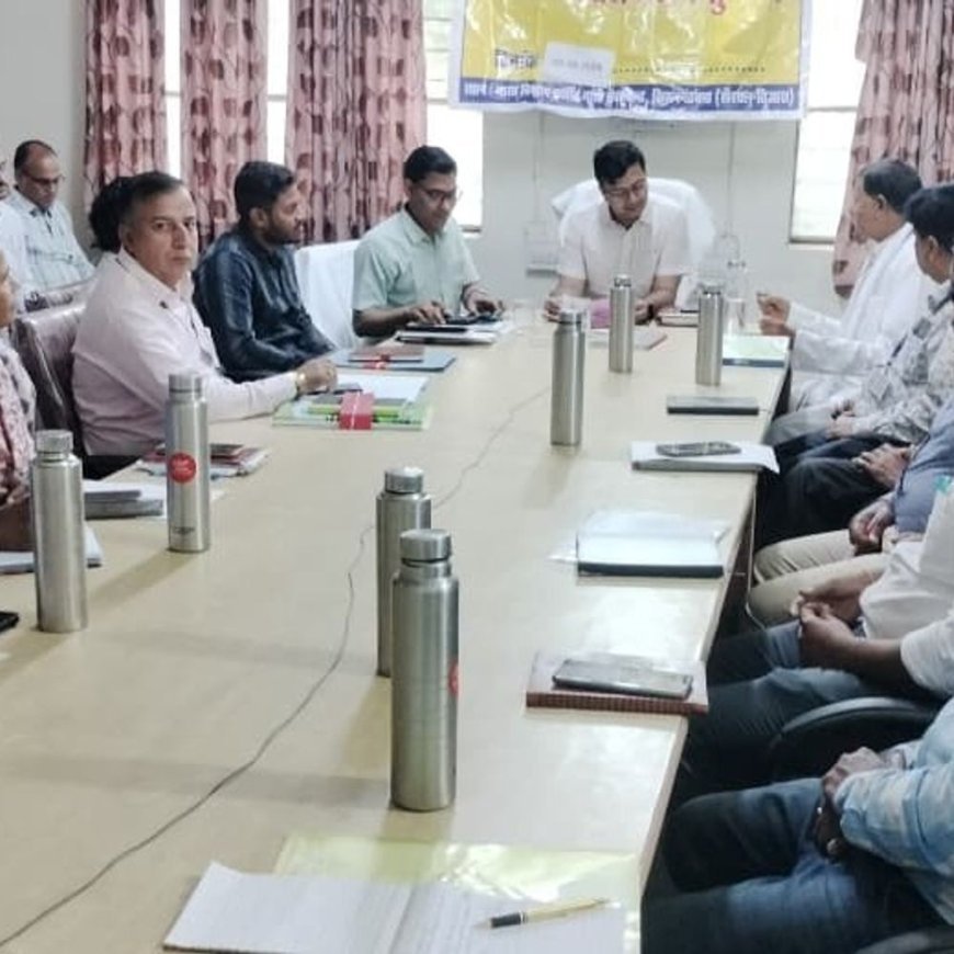किशनगढ़बास में ब्लॉक स्तर पर जनसुनवाई:43 शिकायतें मिलीं, कलेक्टर ने मौके पर निपटारे के निर्देश दिए