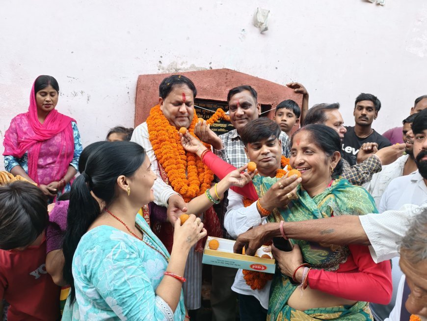 वार्ड 10 के लोगों को दो दशक बाद मिली सड़क की सौगात