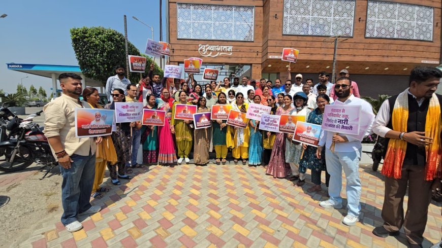 भारतीय जनता पार्टी महिला मोर्चा द्वारा खटीमा में नारी शक्ति बंधन अधिनियम के समर्थन में रैली आयोजित