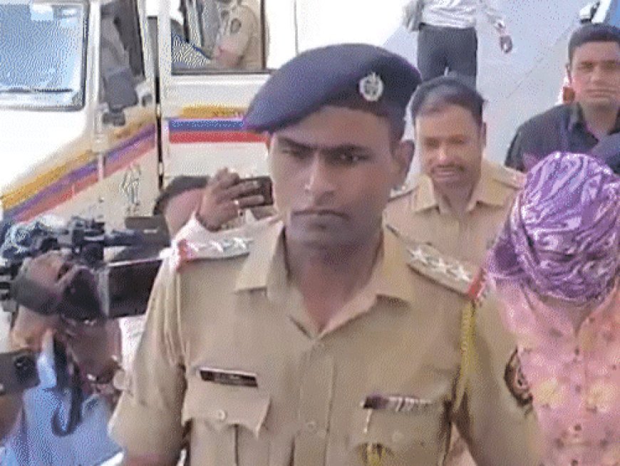 'टीम लीडर गलत तरीके से छूता था':नासिक TCS की इंजीनियर का दावा- आरोपी कहते थे महिलाएं बुर्का नहीं पहनतीं, इसलिए रेप होता है