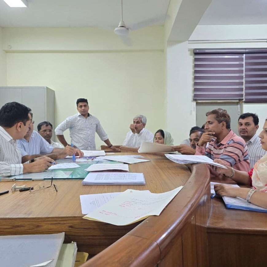 सोनीपत निगम चुनाव का अंतिम दिन हुआ नामांकन:13 मेयर और 110 पार्षदों की लिस्ट; बीजेपी-कांग्रेस से नाराज प्रत्याशियों ने भरे पर्चे