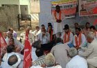 भिवानी में दमकलकर्मियों की हड़ताल:सर्व कर्मचारी संघ बैठा भूख हड़ताल पर, बोले- जल्द से जल्द मांग करे पूरा