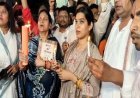 सुसाइड मामले में शहर में निकाला कैंडल मार्च:नारेबाजी कर किया विरोध प्रदर्शन, बोले-कार्रवाई नहीं हुई तो आंदोलन तेज करेंगे