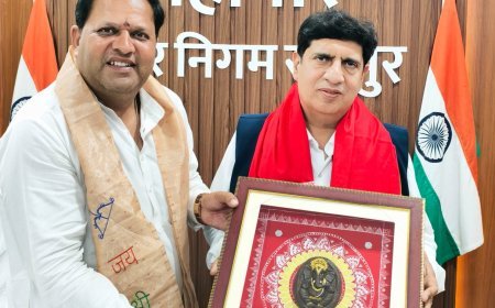 प्रभारी मंत्री प्रदीप बत्रा का नगर निगम में जोरदार स्वागत