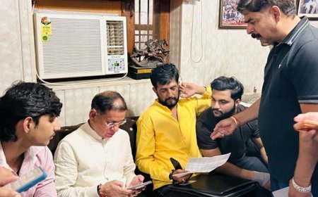 फरीदाबाद में खाद्य मंत्री नागर ने लगाया खुला दरबार:पानी सप्लाई को लेकर निर्देश दिए, लोगों ने कॉलोनी नियमित करने की मांग की