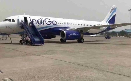 IndiGo की फ्लाइट में पावर बैंक फटने से हड़कंप: चंडीगढ़ एयरपोर्ट पर इमरजेंसी लैंडिंग, जान बचाने के लिए स्लाइड से कूदे यात्री