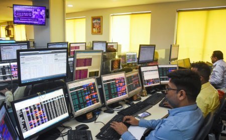 Crude Oil, कमजोर रुपया और FII की बिकवाली का तिहरा अटैक, Share Market में हाहाकार