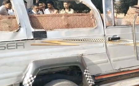 तीन गाड़ियां टकराई, खाटूश्यामजी जा रहे 3 की मौत:टक्कर के बाद सड़क किनारे होटल में घुसी श्रद्धालुओं की गाड़ी, 9 घायल