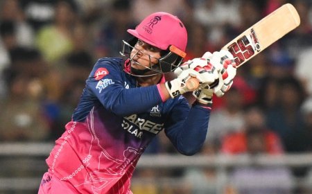 'Vaibhav Sooryavanshi भारतीय क्रिकेट के लिए भगवान का उपहार', IPL में 29 गेंद पर 97 रन देख गदगद हुए Sunil Gavaskar