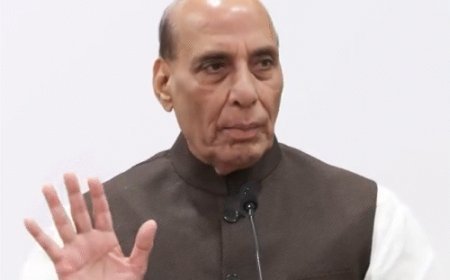 NEET री-टेस्ट पेपर सेना-वायुसेना की मदद से एग्जाम सेंटर पहुंचेगा:फीस रिफंड की डेडलाइन भी बढ़ाई गई; राजनाथ सिंह के घर हुई बैठक में फैसला
