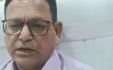 अंबेडकरनगर के सीएमओ डॉ. शैवाल हटाए गए:अस्पतालों के पंजीकरण में अनियमितता की जांच के बाद कार्रवाई