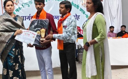 धौलपुर में कुशवाहा प्रतिभा सम्मान समारोह आयोजित:200 से अधिक मेधावी छात्रों, कर्मचारियों का हुआ सम्मान