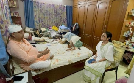पश्चिम बंगाल में सियासी घमासान, TMC सांसद कल्याण बनर्जी पर हमला, काले झंडे और 'चोर' के नारों से बढ़ा तनाव