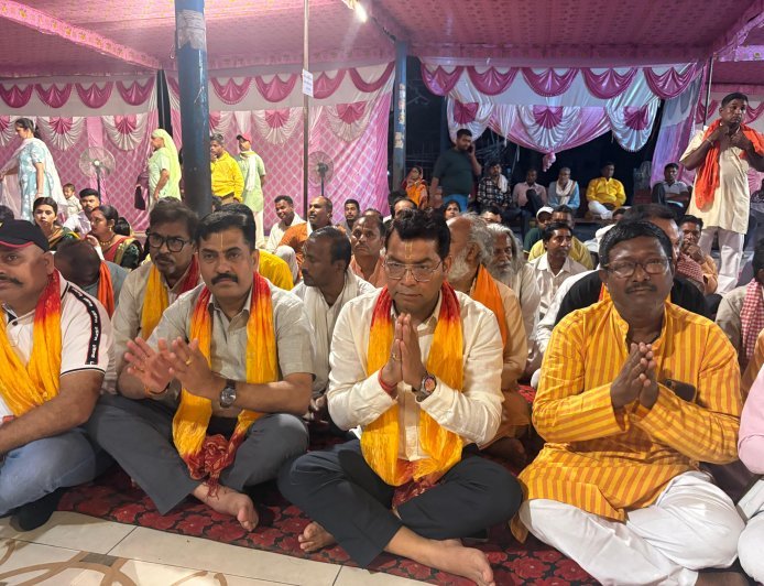 खानपुर न.1 मे आयोजित अखण्ड नाम सकीर्तन मे शामिल हुऐ विधायक शिव अरोरा*