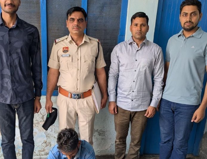 जींद में 4 साल से फरार नशा तस्कर गिरफ्तार:हिमाचल प्रदेश का रहने वाला, सवा 5 किलो चरस समेत साथी पकड़ा था