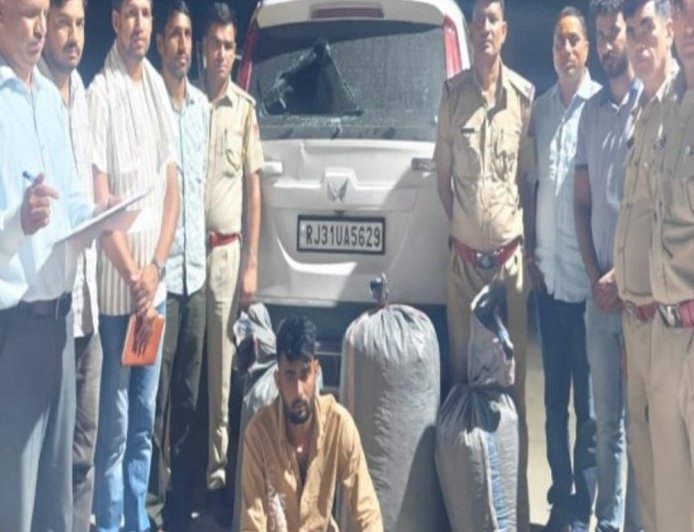स्कॉर्पियो में ले जा रहे थे डोडा-चूरा, तस्कर गिरफ्तार:झालावाड़ से मारवाड़ में होनी थी सप्लाई; टोंक में ANTF ने पकड़ा