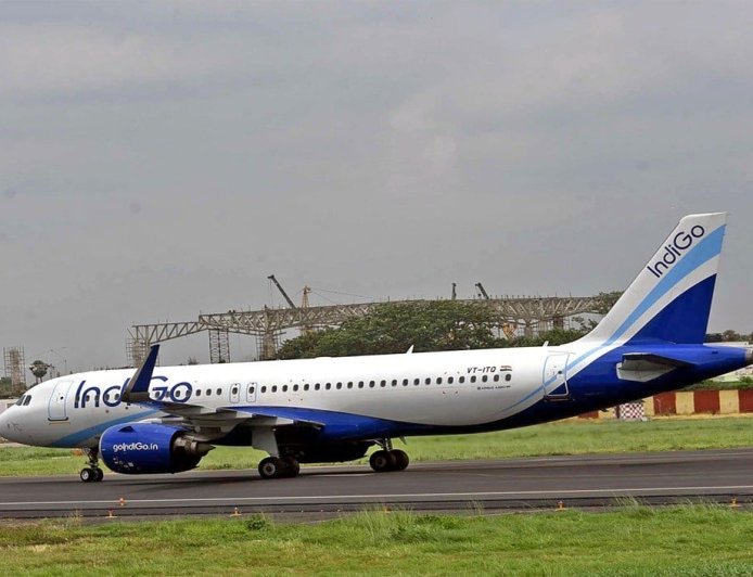 चंडीगढ़ हवाई अड्डे पर एक यात्री के पावर बैंक में आग लगने के बाद इंडिगो की फ्लाइट को खाली कराया गया