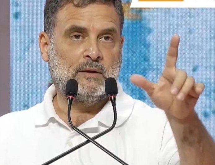 भास्कर अपडेट्स:बिहार में टीचिंग जॉब के उम्मीदवारों पर लाठीचार्ज, राहुल बोले- देश के युवा BJP के झूठ से तंग आ चुके हैं