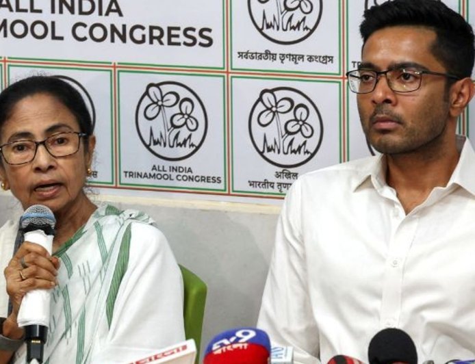 TMC 31 सीटों के नतीजों के खिलाफ सुप्रीम कोर्ट पहुंची:कहा- यहां जीत का अंतर SIR में कटे वोटों से कम, कोर्ट बोला- नई याचिकाएं लगाएं
