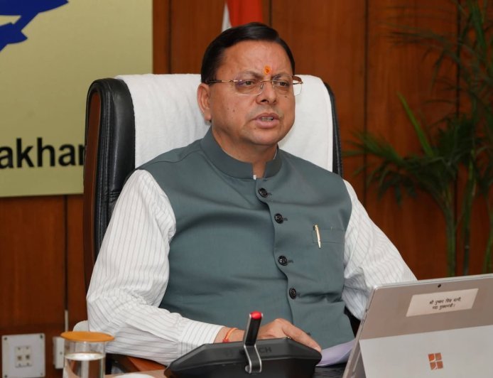 मुख्यमंत्री की अध्यक्षता में आयोजित मंत्रीमंडल की बैठक में, राज्य में ऊर्जा और ईंधन बचत के लिए महत्वपूर्ण निर्णय लिए गए
