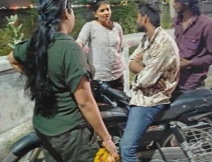 अनुचित व्यवहार और शराब सेवन करने वाले 5 आरोपी पकड़े:कालिका पेट्रोलिंग यूनिट की कार्रवाई, सार्वजनिक और भीड़भाड़े वाले इलाकों में पुलिस की पैनी नजर