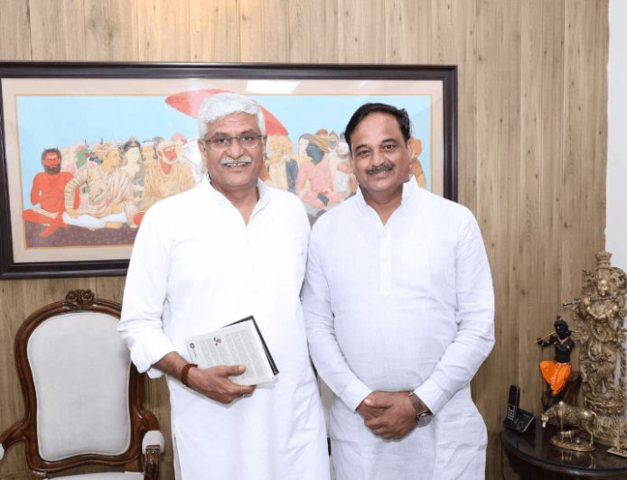भाजपा नेता जितेंद्र सिंह ने केंद्रीय मंत्री से की मुलाकात:डीडवाना के विकास और पर्यटन पर हुई चर्चा
