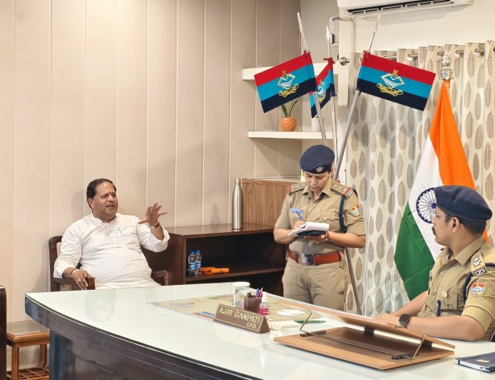 शहर की सुरक्षा अब पीएसी जवानों के हवाले