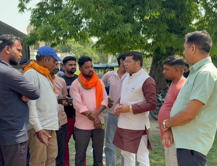*बागवाला झील निवासी संतोष की रिंग रोड के पास कार से हुई टुक टुक की भीड़त से हुई मौत!