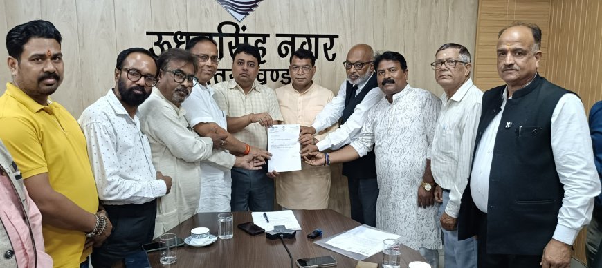बंग भवन निर्माण हेतु जमीन हस्तांतरण  प्रक्रिया को शीघ्र अतिशीघ्र करने हेतु विधायक शिव अरोरा ने बंगाली समाज के प्रतिनिधिमंडल के साथ