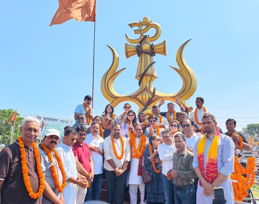 आदि कैलाश यात्रियों के जत्थे का रुद्रपुर में भव्य स्वागत