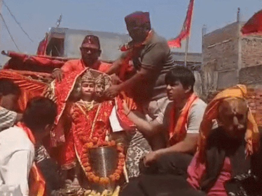 उत्तराखंड की गढ़वाल सभा ने की मूर्ति स्थापना:रोहतक शहर में निकाली कलश यात्रा, भजन मंडली ने दिखाई संस्कृति की झलक