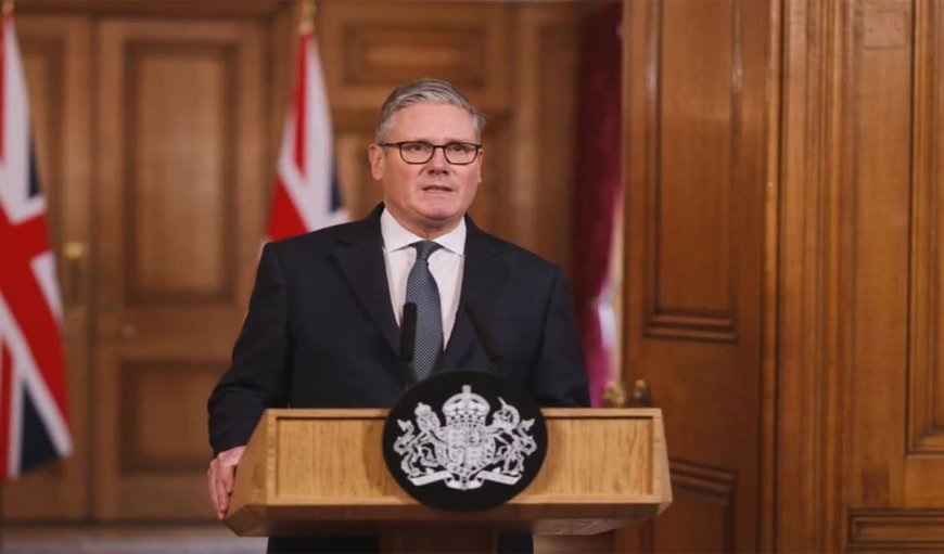 अपनी ही Labour Party में घिरे UK PM Keir Starmer, 80 सांसदों ने मांगा इस्तीफा, कुर्सी पर संकट