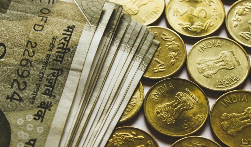Rupee vs Dollar | अमेरिकी डॉलर के मुकाबले रुपया 5 पैसे मजबूत, अमेरिका-ईरान संघर्षविराम समझौते से मिला घरेलू मुद्रा को दम