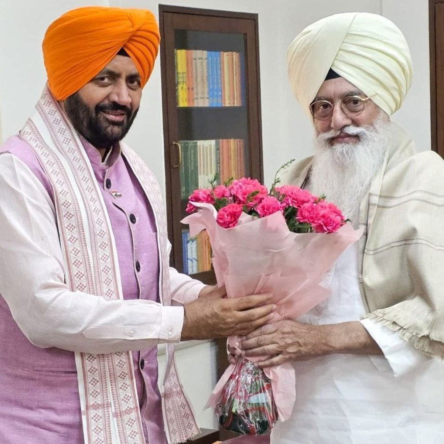 पंजाब के डेरा ब्यास पहुंचे हरियाणा CM नायब सैनी:बाबा गुरिंदर सिंह ढिल्लों से मुलाकात, डेरे का पंजाब में खास प्रभाव