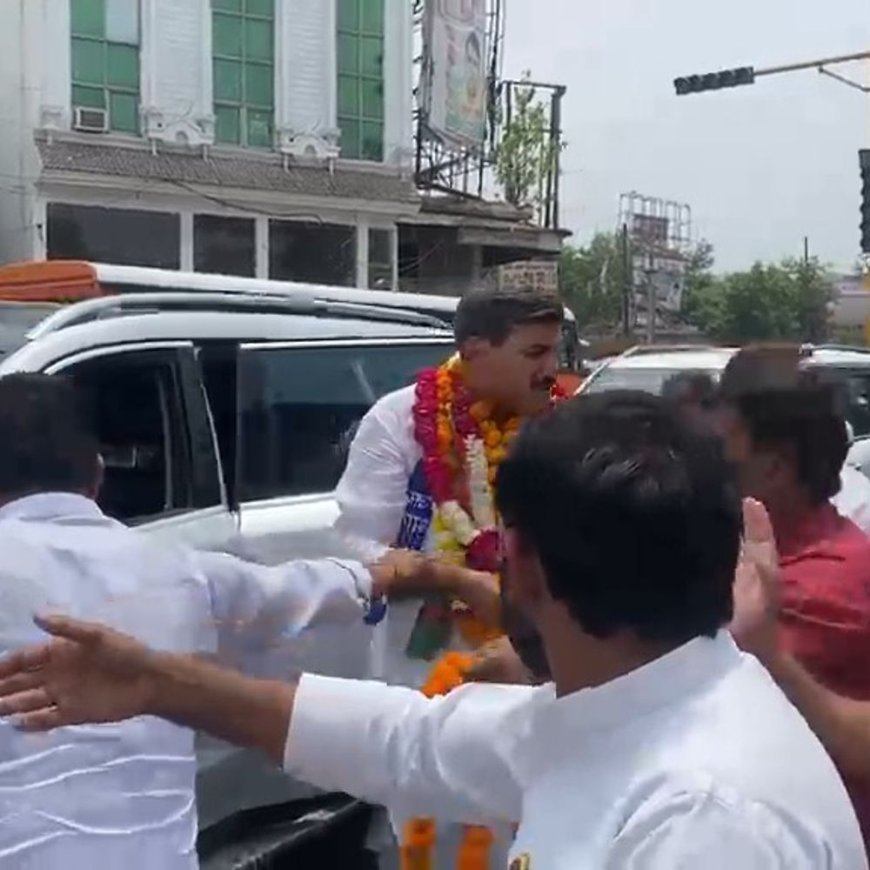 बागपत में सपा का शक्ति प्रदर्शन:नए जिलाध्यक्ष बोले- 2027 में 300 पार का लक्ष्य, नारेबाजी से गूंजा माहौल