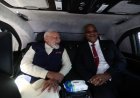 तीन दिन के दौरे पर सेशेल्स पहुंचे PM मोदी, राष्ट्रपति पैट्रिक हर्मिनी ने किया गर्मजोशी से स्वागत