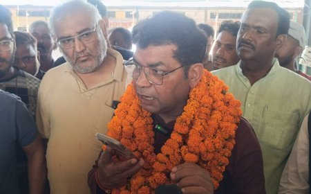 बिगवाड़ा मंडी मे विधायक शिव अरोरा के हस्तक्षेप  के बाद 150 फल- सब्जी थोक विक्रेता व्यापारी की बची रोज रोटी*