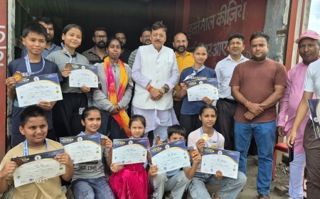 राज्य स्तरीय वोविनाम चैंपियनशिप के पदक विजेता खिलाड़ियों को पूर्व विधायक राजेश शुक्ला ने किया सम्मानित