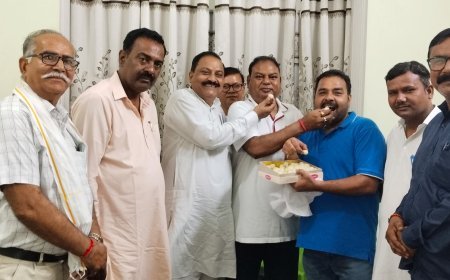 बीस सूत्रीय कार्यक्रम क्रियान्वयन समिति के उपाध्यक्ष बनने पर बधाई देने वालों का लगा तांता, सोशल मीडिया पर छाए रहे पूर्व मेयर रामपाल सिंह