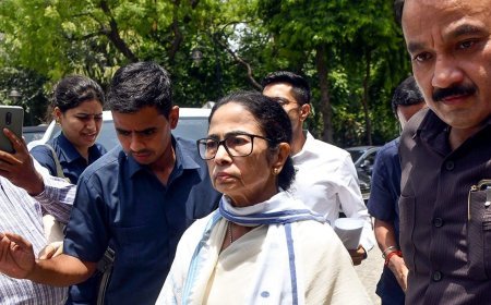 अपना बोया ही काट रही ममता बनर्जी