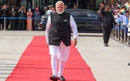 मोदी युग के बारह वर्ष: विकास, विश्वास और विराट का उदय
