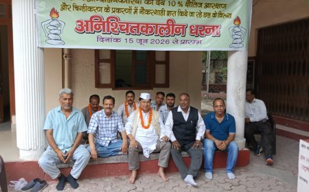आंदोलनकारी आश्रितों की मांगों को लेकर धीरेंद्र प्रताप ने किया शहीद स्मारक पर सत्याग्रह
