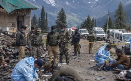 भास्कर अपडेट्स:जम्मू-कश्मीर के गुलमर्ग में धमाका, 1 की मौत; 4 घायल