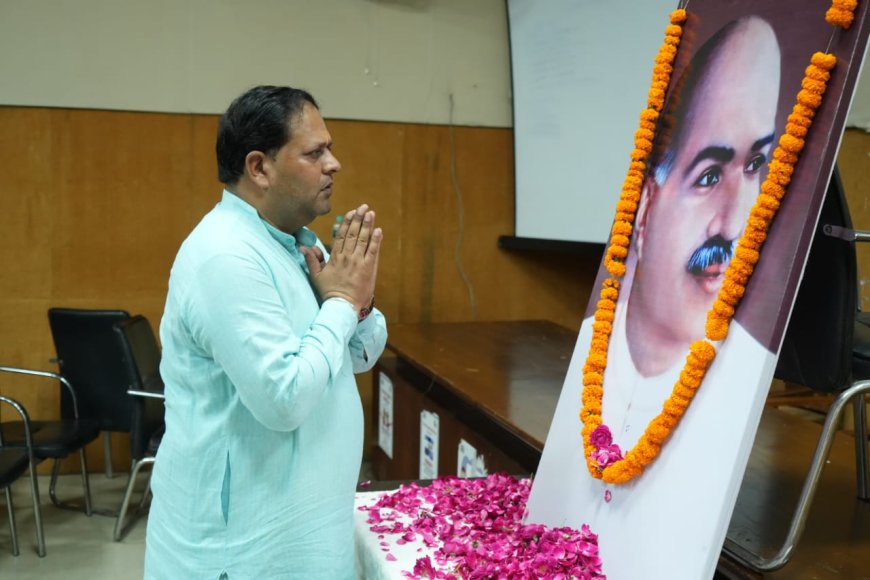 राष्ट्र की एकता और अखंडता के लिए डॉ. मुखर्जी का योगदान सदैव स्मरणीय रहेगाः महापौर