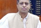 प्रशासनिक लापरवाही पर डीएम की कार्रवाई:एसडीएम के बाद अब तहसीलदार भी हटाए गए, जिला मुख्यालय से जोड़ा