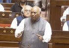 राज्यसभा में खड़गे बोले- प्रधान इस्तीफा दें, फिर चर्चा करेंगे:राहुल समेत कांग्रेस सांसद काले कपड़े पहनकर पहुंचे; हंगामे के बीच दोनों सदन कल तक स्थगित