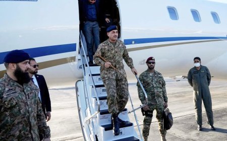 Pakistan में अजब फैसला! Army Chief आसिम मुनीर अब देश की Population पर भी लगाएंगे लगाम