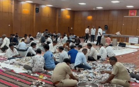 सांवलिया सेठ के भंडार से निकले 10.11 करोड़ रुपए:पहले चरण की गिनती पूरी, अंतिम दिन होगी सोने-चांदी की भेंट की तौल